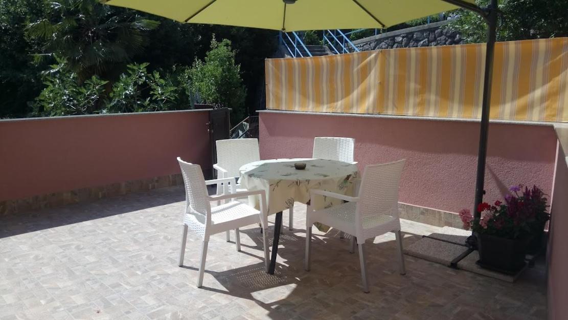 Apartman Lusetic Опатия Екстериор снимка