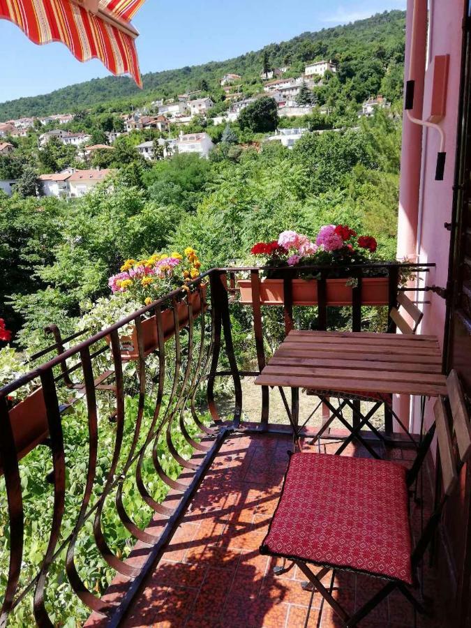 Apartman Lusetic Опатия Екстериор снимка
