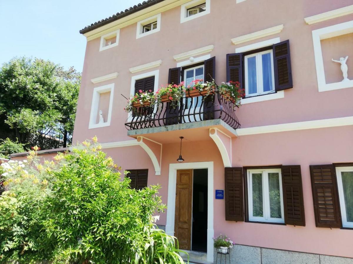Apartman Lusetic Опатия Екстериор снимка