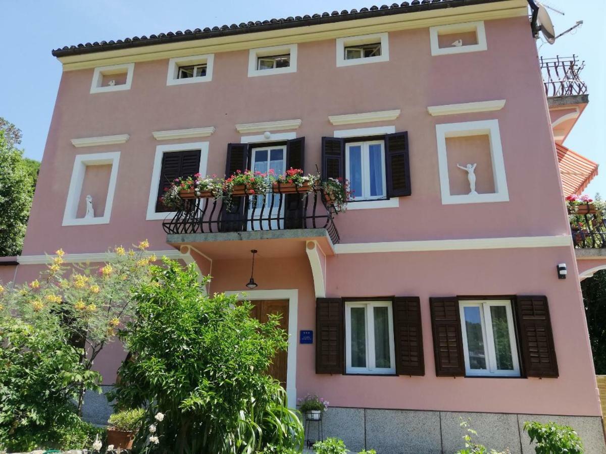 Apartman Lusetic Опатия Екстериор снимка